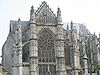 Façade sud de la cathédrale de Beauvais.jpg
