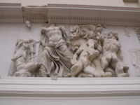 Zeus contra Poryphion Pergamonaltar.JPG