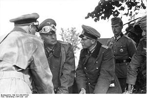Bundesarchiv Bild 101I-209-0076-02, Russland, Georg-Hans Reinhardt, Walter Krüger.jpg