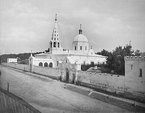 Западная часть Ново-Алексеевского монастыря, Крестовоздвиженский собор, 1882 год